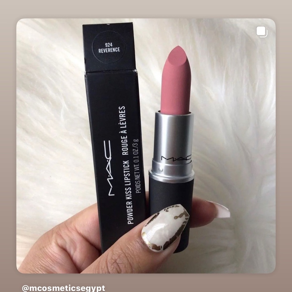 MAC Cosmetics Powder Kiss Lipstick in Reverence
